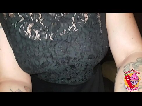 ❤️ سلٹی سوتیلی بہن اسے ایک بلو جاب اور ہسپانوی دیتی ہے۔ ❌ سیکس ❌️